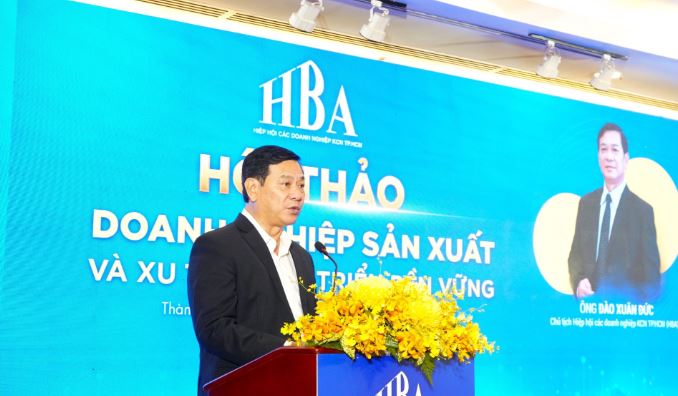 Ông Đào Xuân Đức, Chủ tịch Hiệp hội các doanh nghiệp khu công nghiệp TP.HCM, phát biểu khai mạc hội thảo