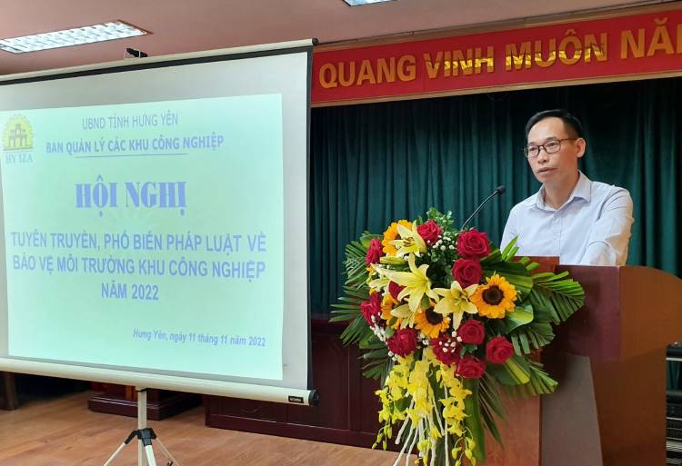 Ông Vũ Quốc Nghị - Phó Trưởng Ban quản lý các khu công nghiệp tỉnh Hưng Yên- Chủ trì Hội nghị.