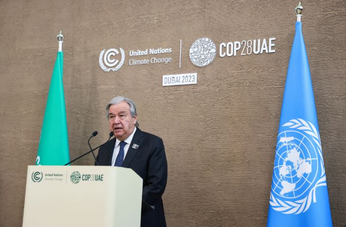Tổng Thư ký Liên hợp quốc - Antonio Guterres phát biểu tại Hội nghị COP28. 