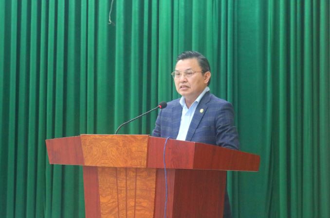 Ông Hoàng Văn Thức – Cục trưởng Cục kiểm soát ô nhiêm môi trường (Bộ TN&MT) phát biểu tại buổi lễ