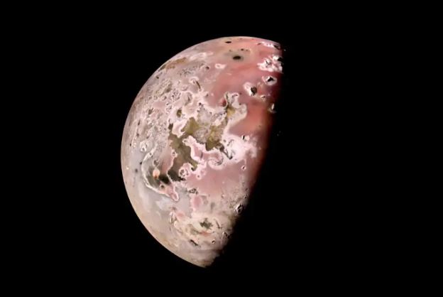 Mặt trăng Io của sao Mộc