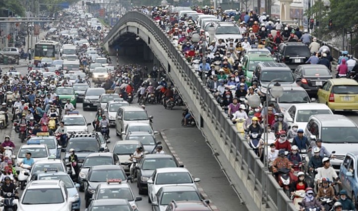 Người đi xe máy ở Hà Nội đang bị phơi nhiễm carbon đen gấp 3 lần người đi xe bus - Ảnh 3