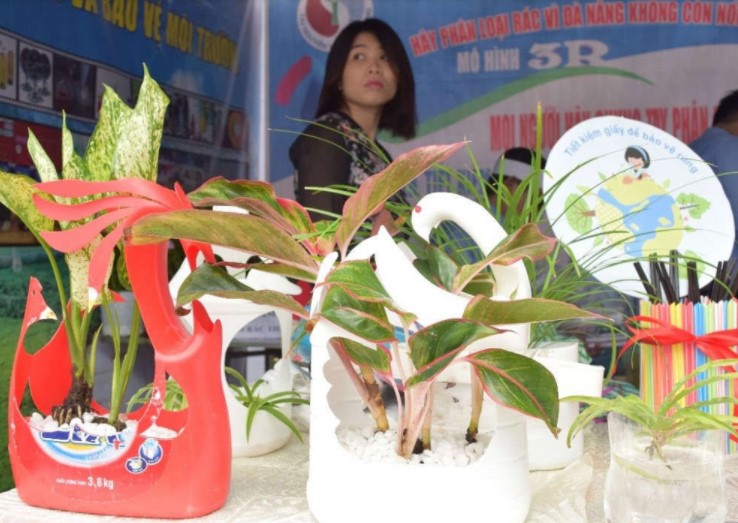 Đà Nẵng đặt mục tiêu 90% hộ dân, trường học, doanh nghiệp, công sở phân loại rác thải nhựa tại nguồn