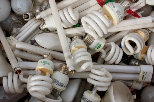 Xử lý, tái chế và tái sử dụng các sản phẩm loại bỏ từ hoạt động chiếu sáng - Ảnh 1