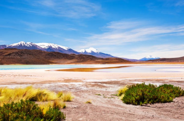 Cao nguyên Altiplano thuộc sa mạc Atacama - sa mạc lâu đời nhất trên Trái đất