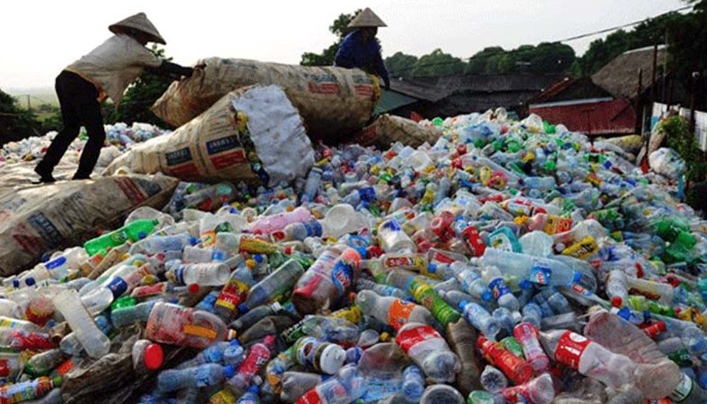 Việt nam cần tiếp tục hoàn thiện hành lang pháp lý về rác thải nhựa, phục vụ cho phát triển nền kinh tế tuần hoàn.