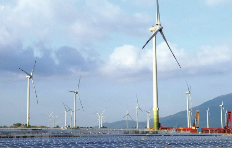 Trang trại điện gió Trung Nam được khánh thành tại huyện Thuận Bắc (Ninh Thuận). Ảnh: Công Thử