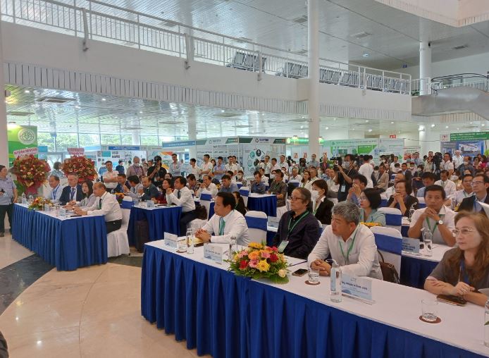 Khai mạc Hội thảo - Triển lãm quốc tế về Giải pháp và Công nghệ xử lý chất thải đảm bảo phát triển bền vững các đô thị tại Việt Nam - Ảnh 1