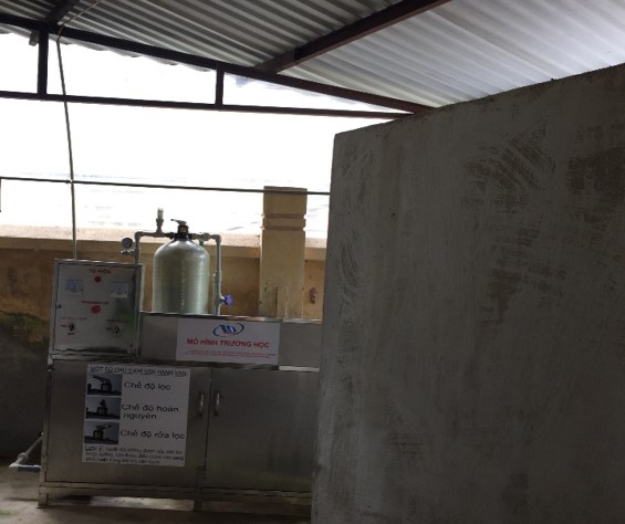 Mô hình bể chứa nước mưa và xử lý nước cho trường học ở Bắc Kạn
