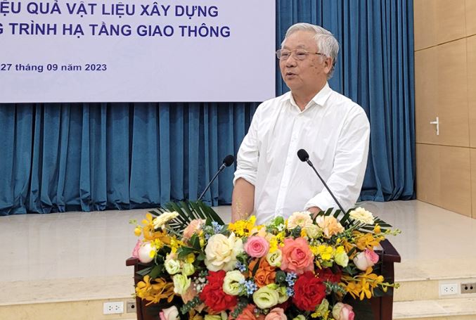 Chủ tịch HĐQT Vinaconex Đào Ngọc Thanh phát biểu tại Hội thảo