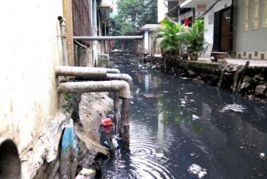 Hưng Yên đặt mục tiêu đến năm 2030 phấn đấu có 25% điểm dân cư nông thôn tập trung có hệ thống thu gom nước thải sinh hoạt. Ảnh minh họa